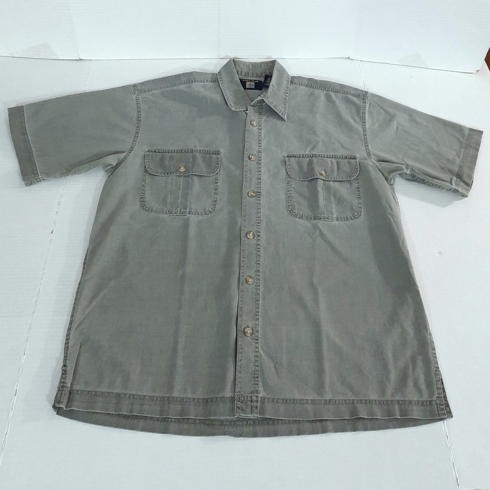 World Island Chambray SS Button Down Shirt Flap Pockets Men L Gray Made in UAE